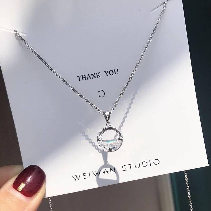 Japanese & Korean Style Simple Clavicle Necklace - Minimalist Student All-Match Design by Wang Qingquan
Japanese & Korean Style Simple Clavicle Necklace - Minimalist Student All-Match Design by Wang Qingquan