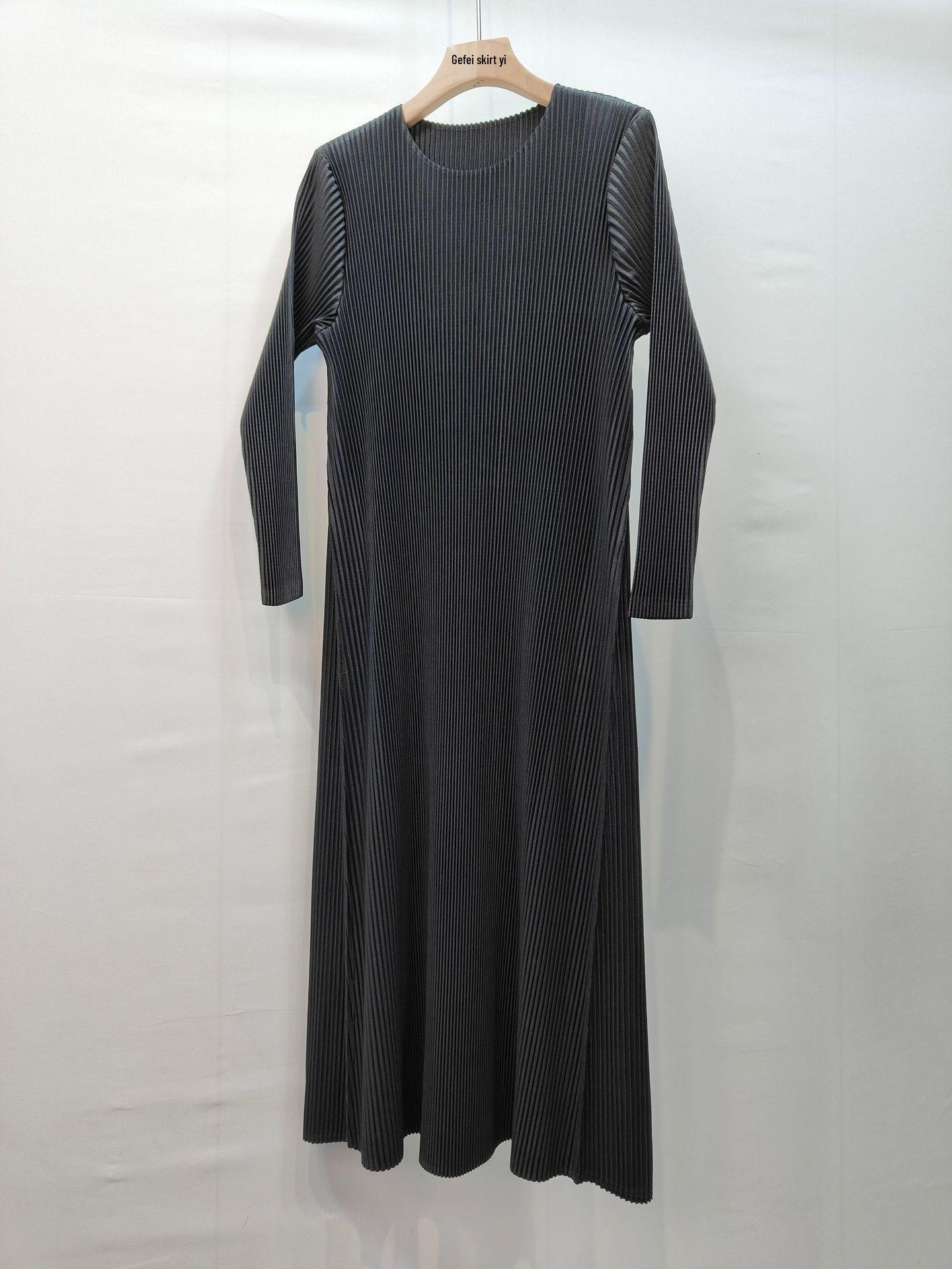 Issey Miyake 2026 Spring Pleats Dress: Fashionable, Simple, Versatile, and Elegant for Commute and Everyday Wear. One Size чорний
Issey Miyake 2026 Spring Pleats Dress: Fashionable, Simple, Versatile, and Elegant for Commute and Everyday Wear. One Size чорний