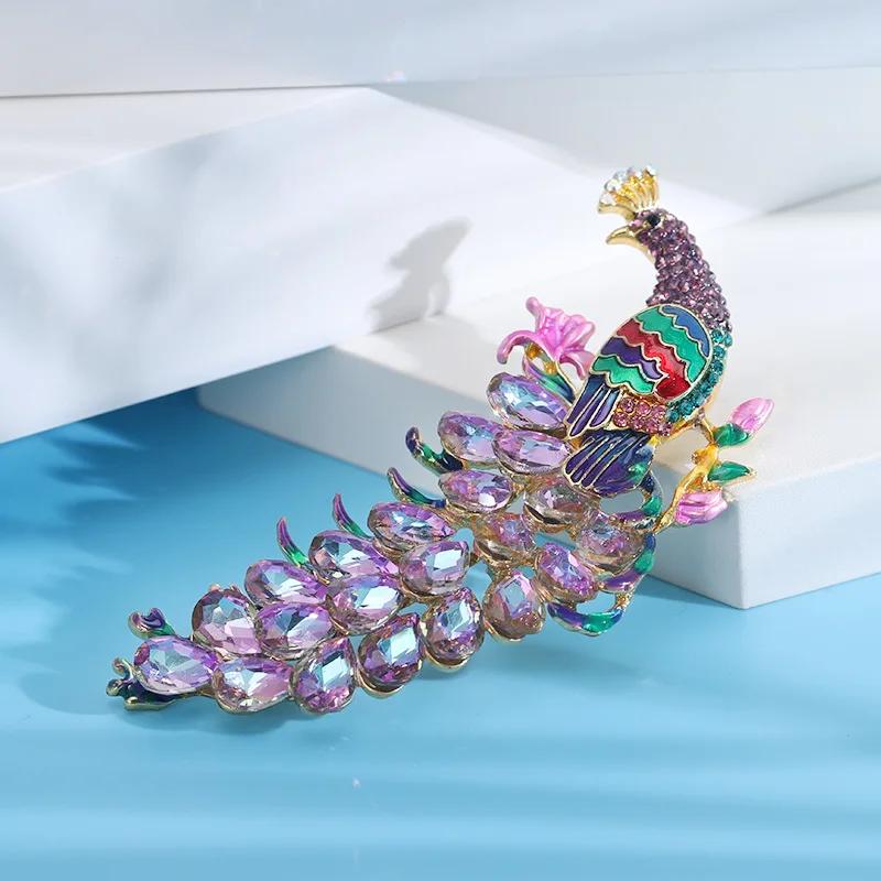 New Arrival Women Men Luxury Peacock Boutique Crystal Badges Brooches Fashion Gorgeous Party Banquet Pins Accessories Jewerly
New Arrival Women Men Luxury Peacock Boutique Crystal Badges Brooches Fashion Gorgeous Party Banquet Pins Accessories Jewerly