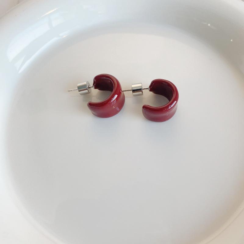 Многоцветные эмалевые серьги-кольца малого размера с иглой из серебра 925 пробы - Минималистичный дизайн высокого класса
Многоцветные эмалевые серьги-кольца малого размера с иглой из серебра 925 пробы - Минималистичный дизайн высокого класса