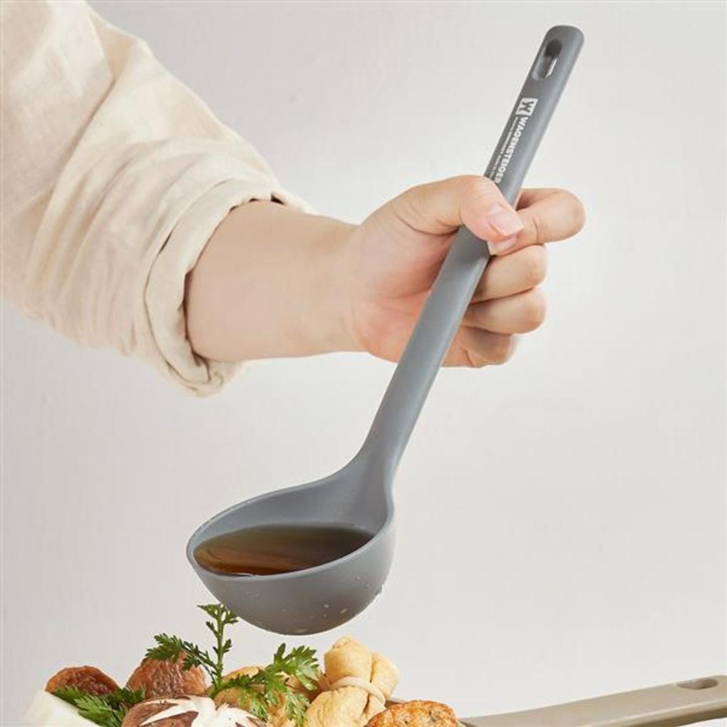 WAGENSTEIGER Edel Silicone Ladle_Dark
WAGENSTEIGER Edel Silicone Ladle_Dark