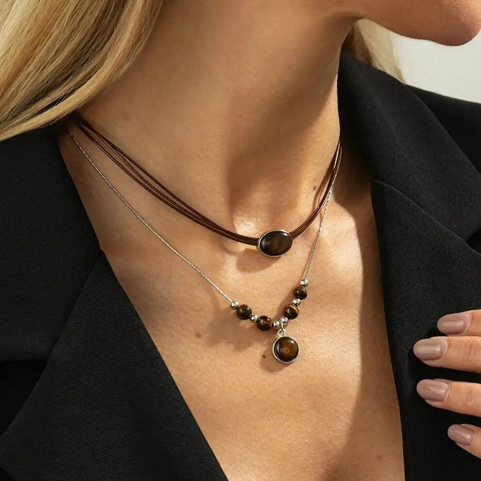 Salircon Y2K Vintage Brown Acrylic Stone Pendant Necklaces Women Trendy Punk Wax Thread Clavicle Chain Choker Aesthetic Jewelry
Salircon Y2K Vintage Brown Acrylic Stone Pendant Necklaces Women Trendy Punk Wax Thread Clavicle Chain Choker Aesthetic Jewelry