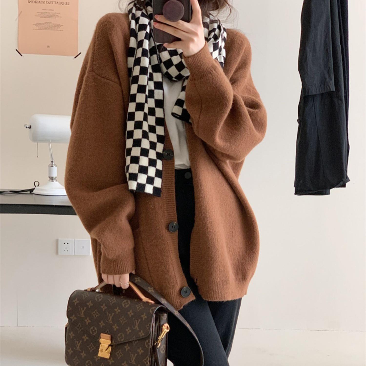 Осень и зима новый мягкий восковой ленивый свитер кардиган женский свободный однотонный воротник вязаное пальто женское One Size янтарь
Осень и зима новый мягкий восковой ленивый свитер кардиган женский свободный однотонный воротник вязаное пальто женское One Size янтарь