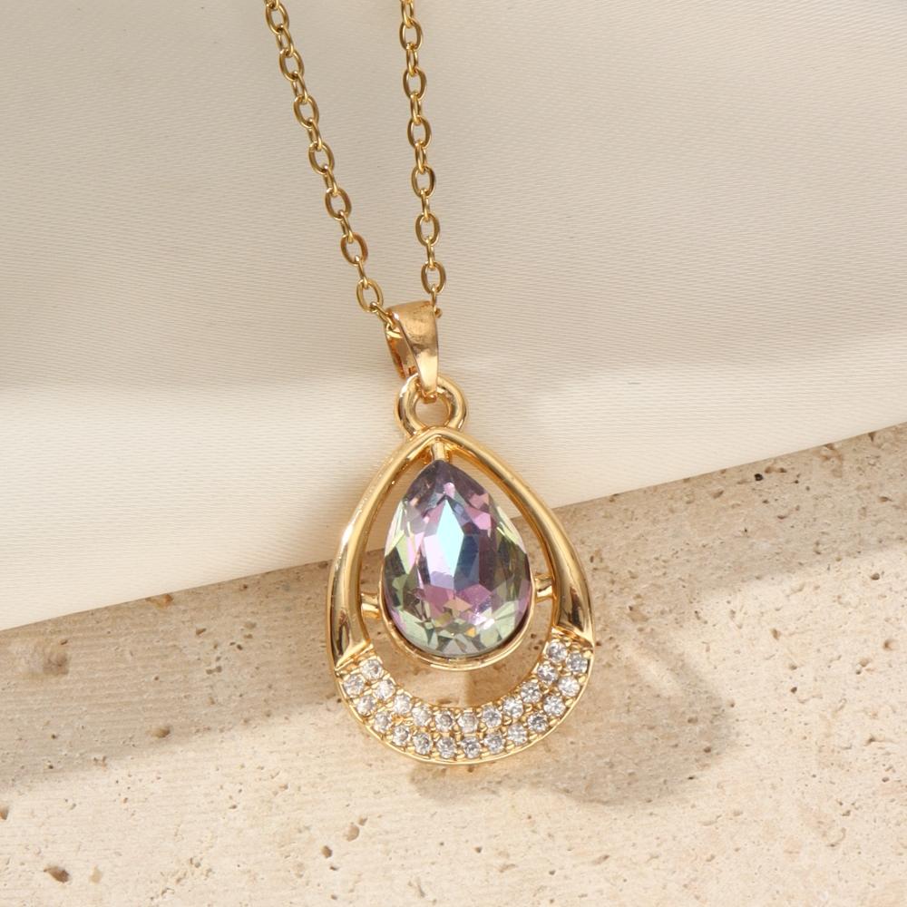 Teardrop Shape Colored Rhinestones Pendant Necklace for Women Golden Stainless Steel Chain Wedding Party Jewelry Accessories золотий
Teardrop Shape Colored Rhinestones Pendant Necklace for Women Golden Stainless Steel Chain Wedding Party Jewelry Accessories золотий