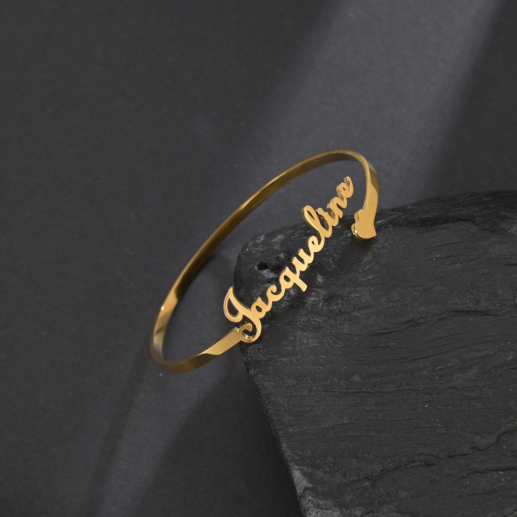 Atoztide Customized Name Bracelet Personalized Stainless Steel for Women Men Zircon Letter Custom Bangles Chrismas Jewelry Gift silver color
Atoztide Customized Name Bracelet Personalized Stainless Steel for Women Men Zircon Letter Custom Bangles Chrismas Jewelry Gift silver color