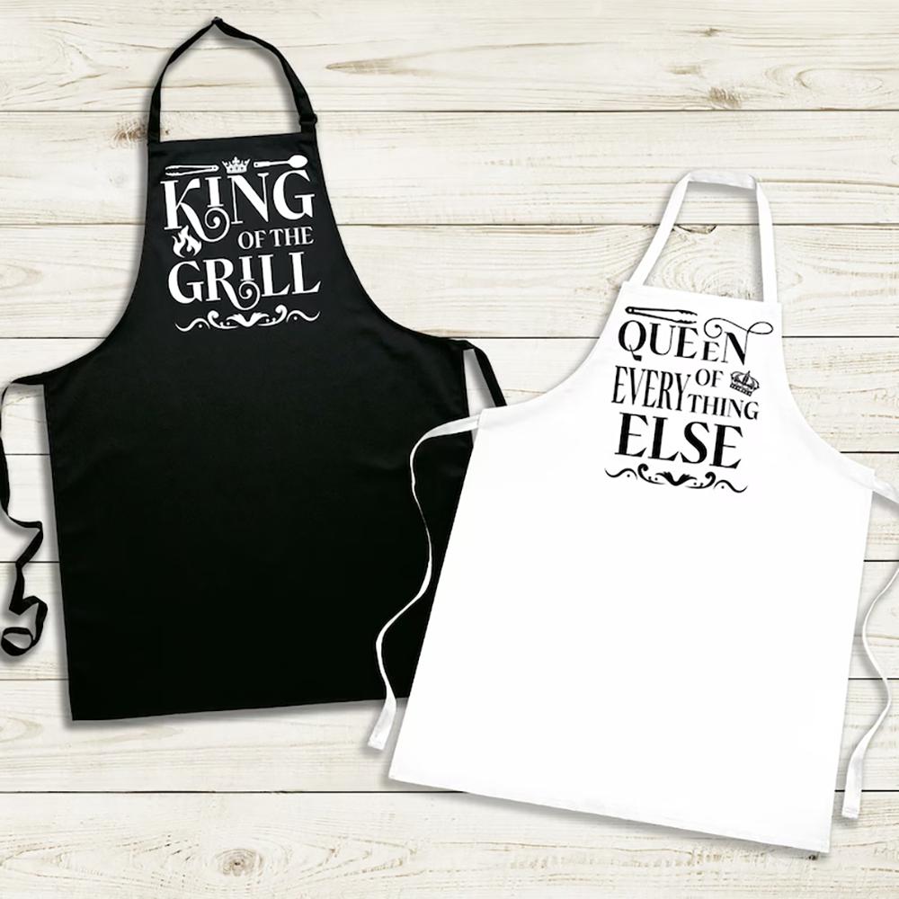 His and Hers Aprons Matching Apron Set Wedding Anniversary Gift Bridal Shower Bachelorette Party Breakfast Couples Kitchen Gifts 2pcs 75x65cm
His and Hers Aprons Matching Apron Set Wedding Anniversary Gift Bridal Shower Bachelorette Party Breakfast Couples Kitchen Gifts 2pcs 75x65cm
