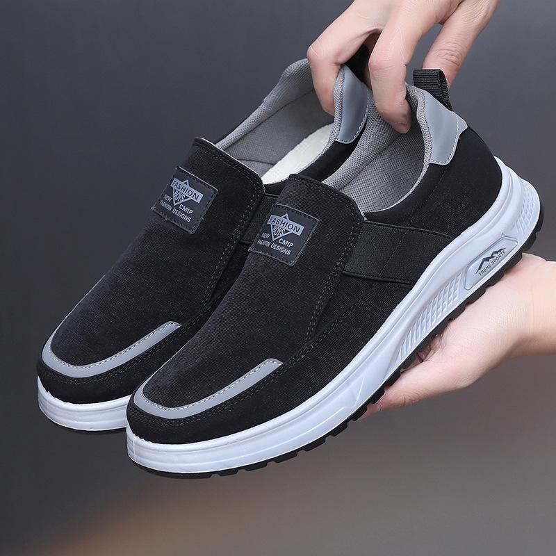 Shoes men s spring and autumn new versatile breathable single shoes wear-resistant and non-slip casual lazy one-pedal dad shoes 45 сірий колір
Shoes men s spring and autumn new versatile breathable single shoes wear-resistant and non-slip casual lazy one-pedal dad shoes 45 сірий колір