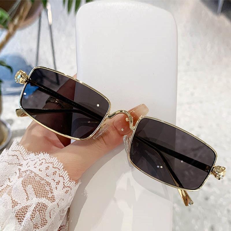 New Retro Leopard Head Sunglasses Men Small Frame Punk Sun Glasses Women Colored Lens Driving Outdoor Party Eyeglasses UV400
New Retro Leopard Head Sunglasses Men Small Frame Punk Sun Glasses Women Colored Lens Driving Outdoor Party Eyeglasses UV400