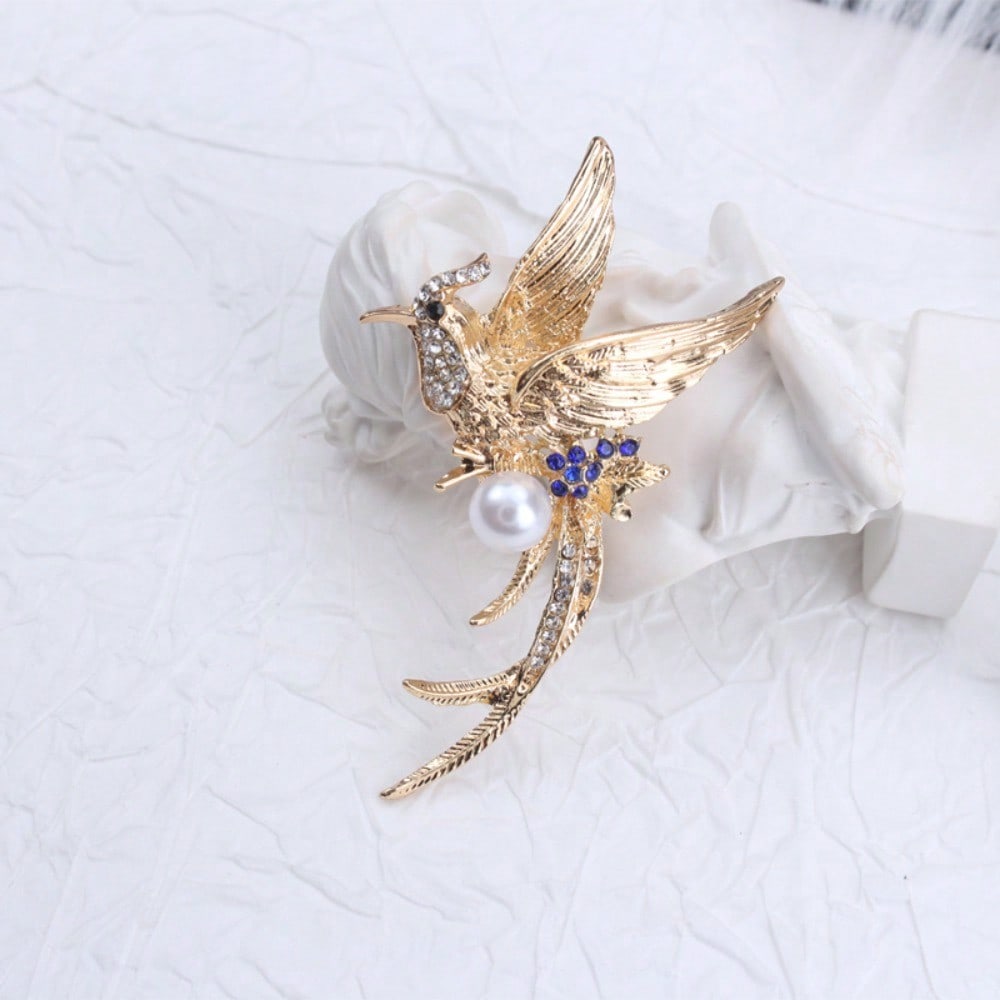 1pc Women s Bird Brooch & Pin Jewelry - Retro Elegant, Fashion Creative, Exquisite Craft, Perfect for Scarves, Wedding Parties
1pc Women s Bird Brooch & Pin Jewelry - Retro Elegant, Fashion Creative, Exquisite Craft, Perfect for Scarves, Wedding Parties