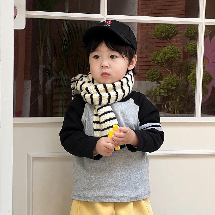 Unisex Kids Brushed Cotton T-shirt for Autumn & Winter 130cm
Unisex Kids Brushed Cotton T-shirt for Autumn & Winter 130cm