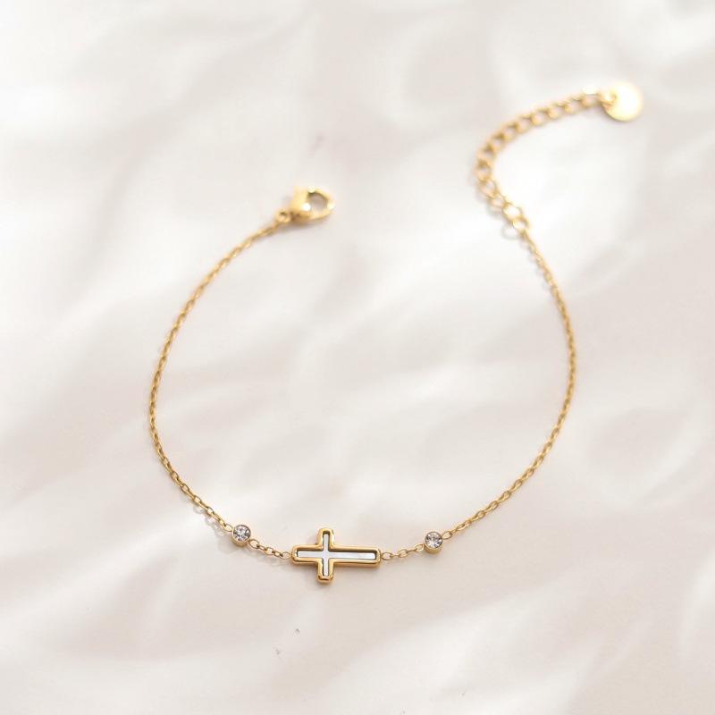 Vintage Inlaid Diamond Shell Cross Bracelet, Niche Versatile High-End Hand Accessory
Vintage Inlaid Diamond Shell Cross Bracelet, Niche Versatile High-End Hand Accessory