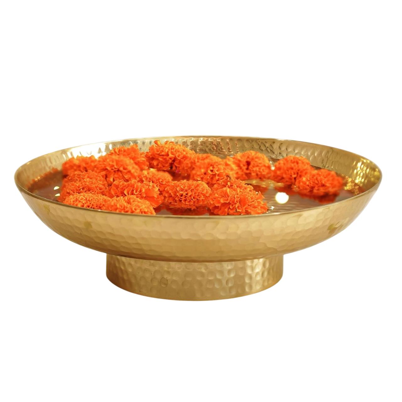 Urli bowl candlestick (1000 ml), Hammered Design Urli Flower Decorative Bowl 10 inches, Behoma
Urli bowl candlestick (1000 ml), Hammered Design Urli Flower Decorative Bowl 10 inches, Behoma
