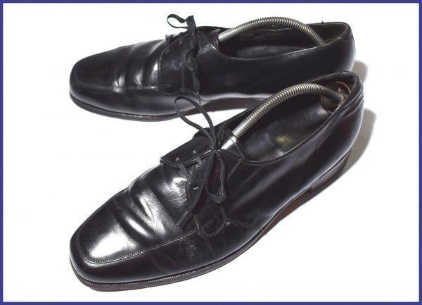 70s-80s Vintage Made in Canada FLORSHEIM 3 Eyelet Leather U Tip Goodyear Welt 12C 28.5-29.5 Black
70s-80s Vintage Made in Canada FLORSHEIM 3 Eyelet Leather U Tip Goodyear Welt 12C 28.5-29.5 Black