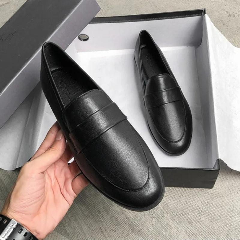 Spring Autumn Ladies New Small Leather Shoes Vintage Versatile Loafers British Style Fashion Anti Slip Shoes Casual Women s Flat 33 чёрный
Spring Autumn Ladies New Small Leather Shoes Vintage Versatile Loafers British Style Fashion Anti Slip Shoes Casual Women s Flat 33 чёрный