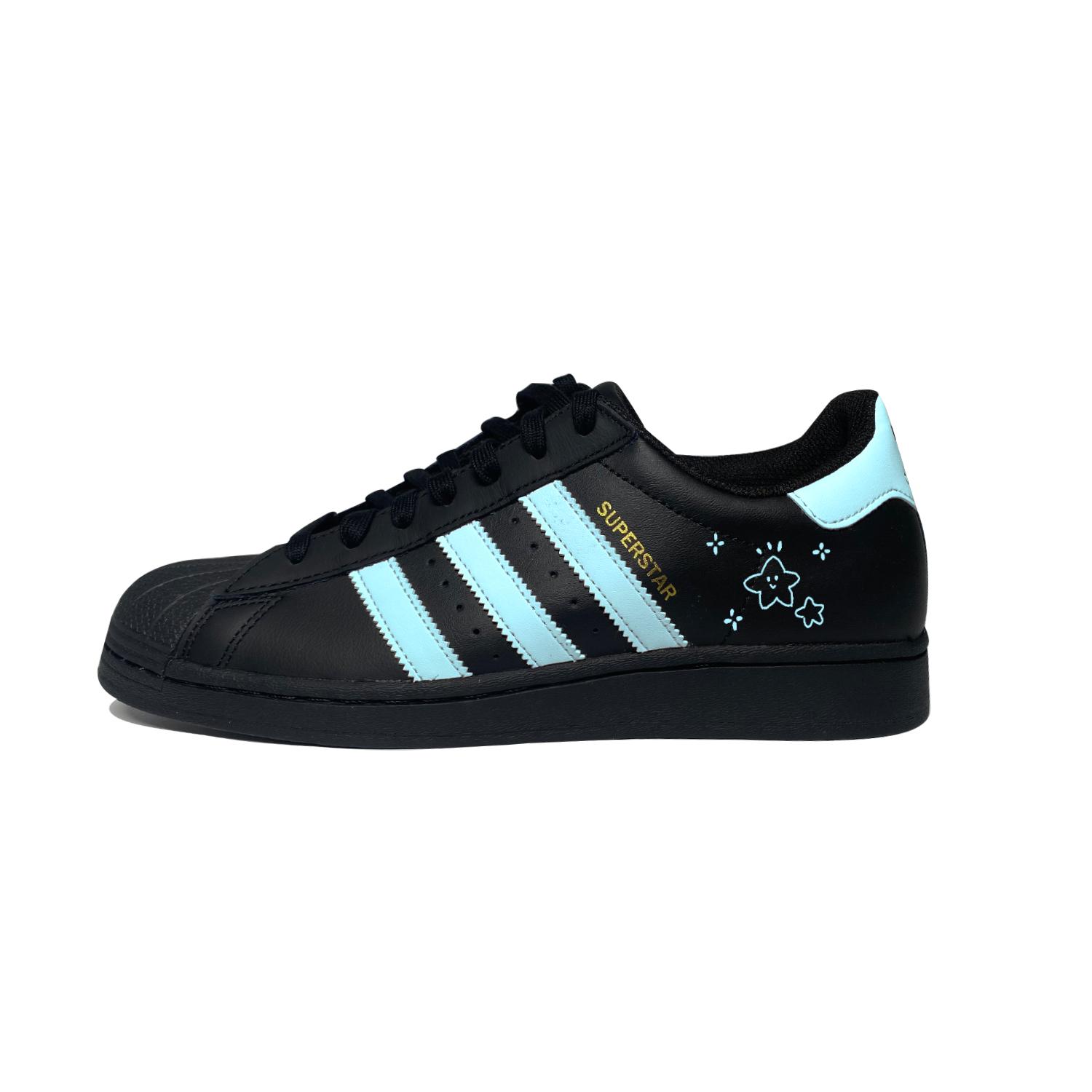 Adidas Originals SUPERSTAR Star Yarn & Light Blue Low top Skateboard Shoes Unisex Black Blue EG4959(Team551-) 36
Adidas Originals SUPERSTAR Star Yarn & Light Blue Low top Skateboard Shoes Unisex Black Blue EG4959(Team551-) 36