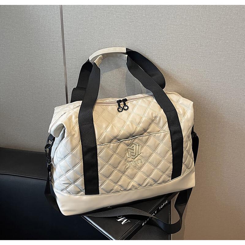 Fitness Travel Duffle Bag 20L
Fitness Travel Duffle Bag 20L