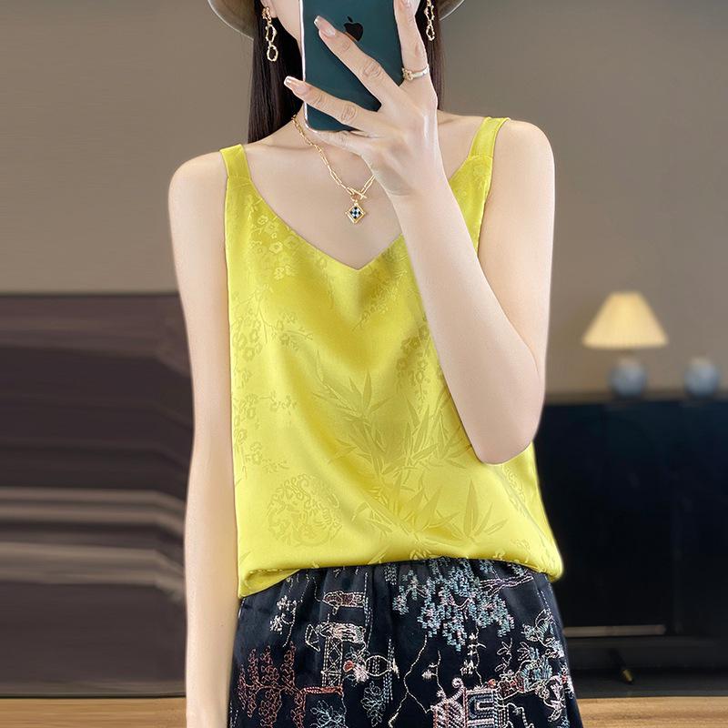 New Chinese National Style Jacquard Satin Camisole Top - Women s Spicy Girl Pure Desire Outerwear XL
New Chinese National Style Jacquard Satin Camisole Top - Women s Spicy Girl Pure Desire Outerwear XL