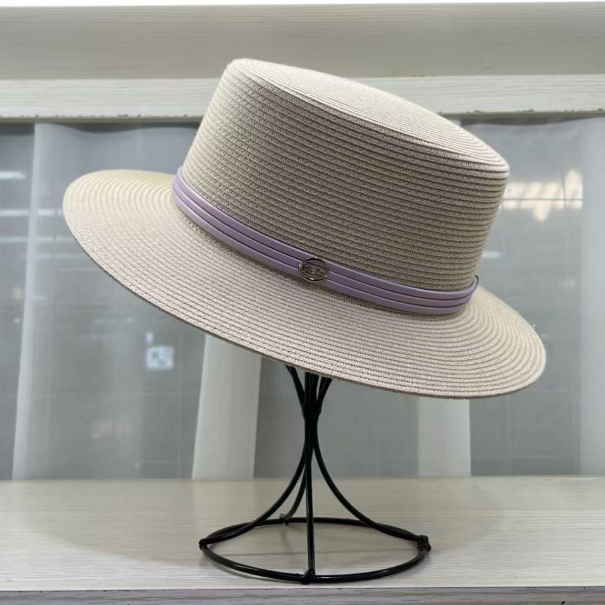 2026 Fine grass woven flat hat women s outing, British style topper women s beach vacation, versatile sun hat M(55-58cm) бежевий
2026 Fine grass woven flat hat women s outing, British style topper women s beach vacation, versatile sun hat M(55-58cm) бежевий