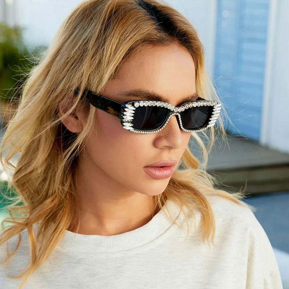 UV400 Protection Diamond-Studded Sunglasses Black 90s Glasses Rectangle Sunglasses for Women & Men
UV400 Protection Diamond-Studded Sunglasses Black 90s Glasses Rectangle Sunglasses for Women & Men