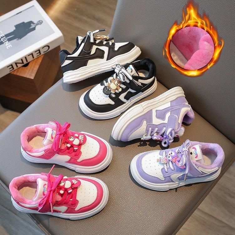 Детские кроссовки для девочек 2023 года, осенне-зимние новые туфли Ermian, термокроссовки на флисовой подкладке, зимняя обувь для мальчиков
Детские кроссовки для девочек 2023 года, осенне-зимние новые туфли Ermian, термокроссовки на флисовой подкладке, зимняя обувь для мальчиков