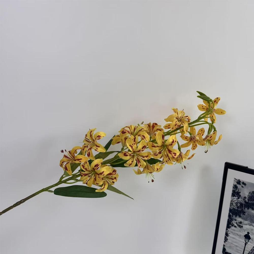 Plastic Artificial Flower Branch Realistic Green Plants Simulation Silk Flower Handmade Real Touch Floral Arrangements
Plastic Artificial Flower Branch Realistic Green Plants Simulation Silk Flower Handmade Real Touch Floral Arrangements