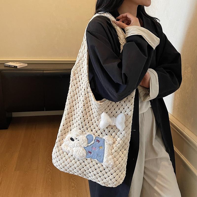 Вязаная плетеная сумка большой вместимости женская осень-зима 2025 новая универсальная на плечо сумка для покупок мультяшная сумка-тоут для поездок на работу
Вязаная плетеная сумка большой вместимости женская осень-зима 2025 новая универсальная на плечо сумка для покупок мультяшная сумка-тоут для поездок на работу