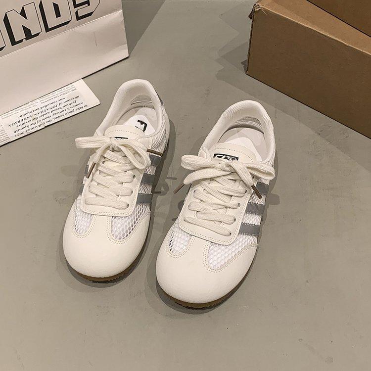 Fashion versatile color matching little white shoes spring new striped lace-up shallow mouth sports leisure moral training shoes women 35 жовтий
Fashion versatile color matching little white shoes spring new striped lace-up shallow mouth sports leisure moral training shoes women 35 жовтий