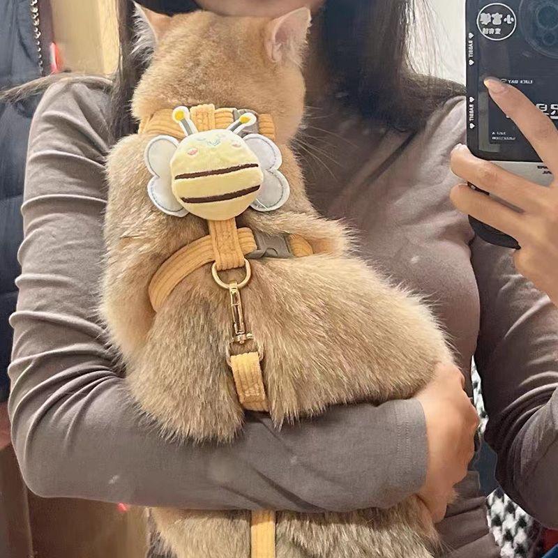 Кошачий поводок специальный нагрудный ремень для маленьких собак Плюшевый мишка выгул собаки веревка для собак цепь для собак веревка для домашних животных
Кошачий поводок специальный нагрудный ремень для маленьких собак Плюшевый мишка выгул собаки веревка для собак цепь для собак веревка для домашних животных