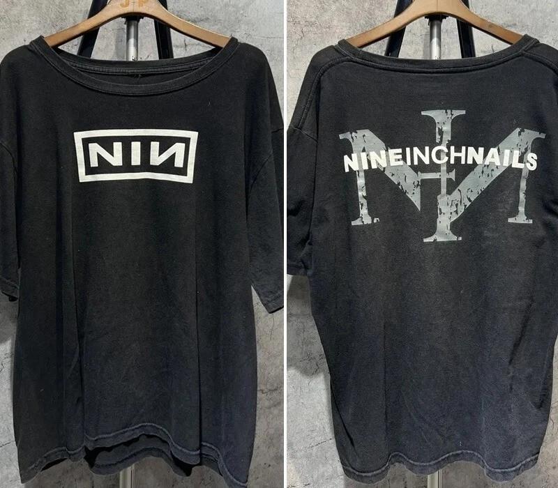 Vintage Nine Inch Nails Band 90s 2 sided Logo Remake Black T shirt Reprint Unisex T-Shirt S
Vintage Nine Inch Nails Band 90s 2 sided Logo Remake Black T shirt Reprint Unisex T-Shirt S