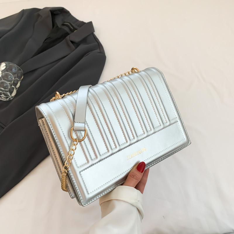 Fashionable Casual Women s Shoulder Bag Chic Small Square Purse In Trendy Colors For Everyday Use срібний
Fashionable Casual Women s Shoulder Bag Chic Small Square Purse In Trendy Colors For Everyday Use срібний
