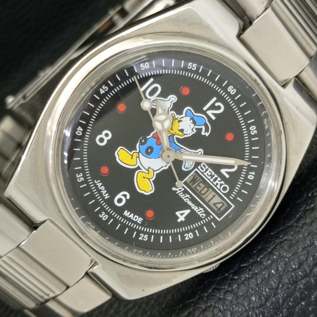 Б/у оригинальные винтажные часы SEIKO AUTOMATIC 7009A из Японии мужские с черным циферблатом a433898-2 R119-a433898
Б/у оригинальные винтажные часы SEIKO AUTOMATIC 7009A из Японии мужские с черным циферблатом a433898-2 R119-a433898