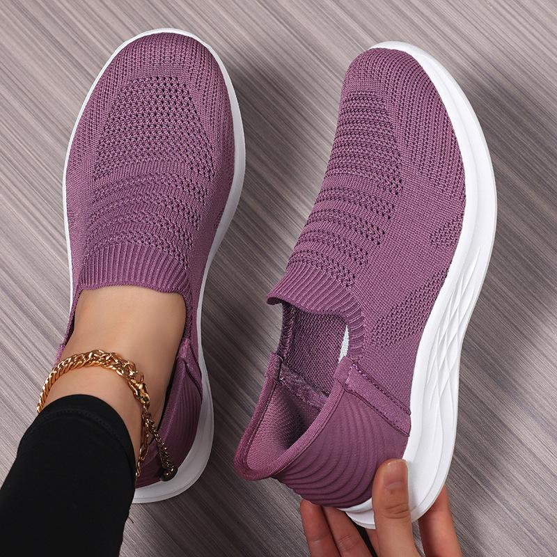 New spring one-pedal sneakers mother shoes widened medium and old non-slip soft-soled walking shoes 42 фіолетовий
New spring one-pedal sneakers mother shoes widened medium and old non-slip soft-soled walking shoes 42 фіолетовий