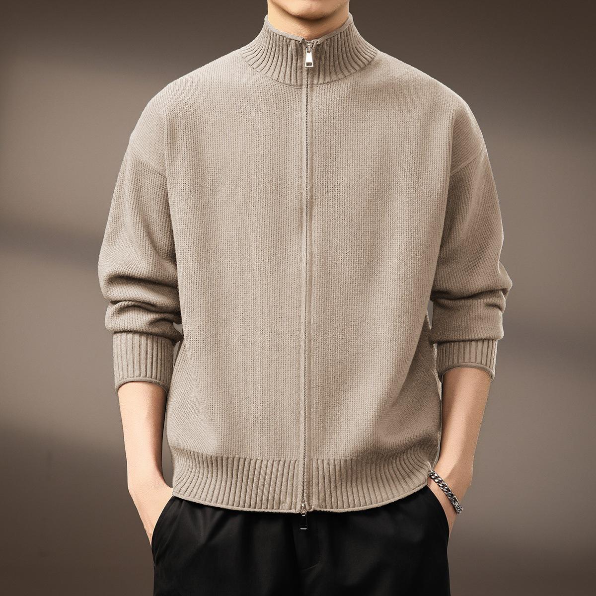 Men s Winter Zipper Cardigan: High-end Old Money Style, Stand Collar Knitwear, Casual Versatile Jacket. 2XL - 160-180 jin хакі
Men s Winter Zipper Cardigan: High-end Old Money Style, Stand Collar Knitwear, Casual Versatile Jacket. 2XL - 160-180 jin хакі