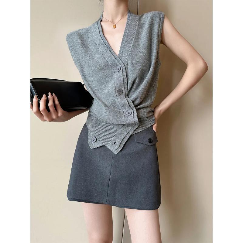 Women Grey V Neck Sleeveless Knit Vest Button Up Casual Cardigan M серый
Women Grey V Neck Sleeveless Knit Vest Button Up Casual Cardigan M серый