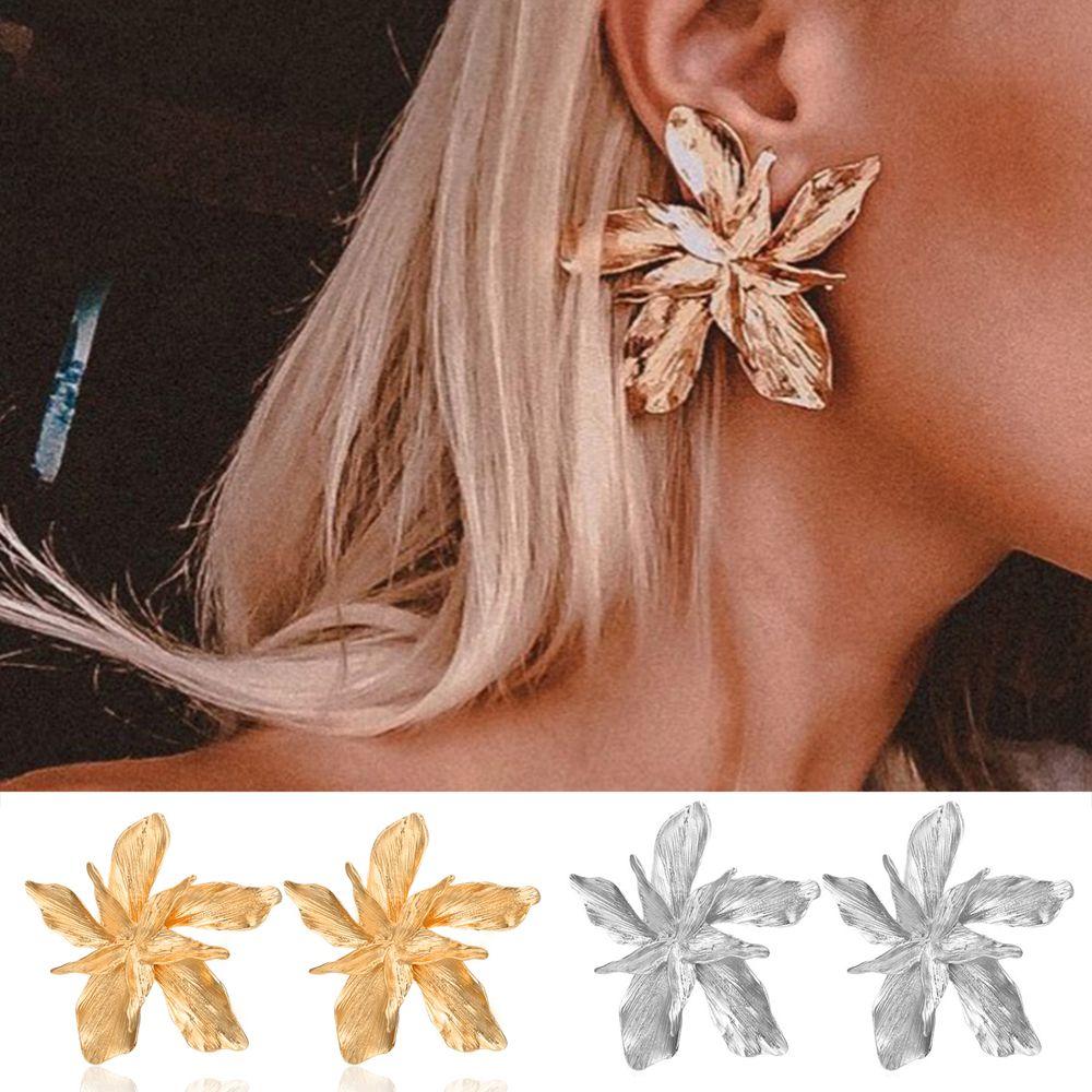Exaggerated Trendy Elegant Charm Silver Gold Big Flower Ear Stud Drop Dangle Floral Earrings Metal срібний
Exaggerated Trendy Elegant Charm Silver Gold Big Flower Ear Stud Drop Dangle Floral Earrings Metal срібний