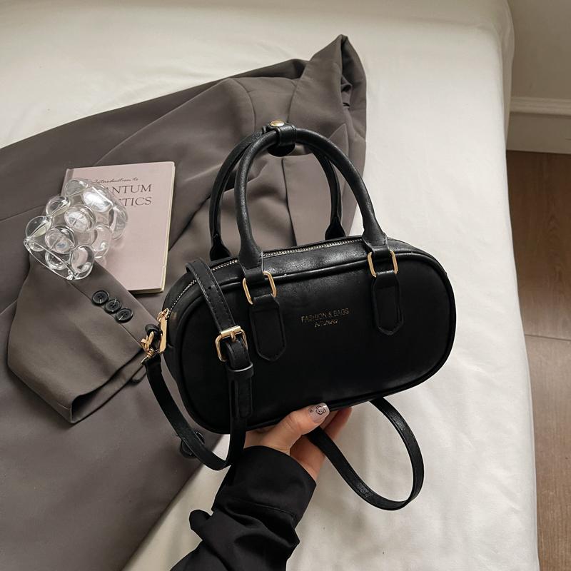 New Korean Style Handbag Women s Simple round Mini Shoulder Bag Casual Crossbody Bag for Ladies
New Korean Style Handbag Women s Simple round Mini Shoulder Bag Casual Crossbody Bag for Ladies