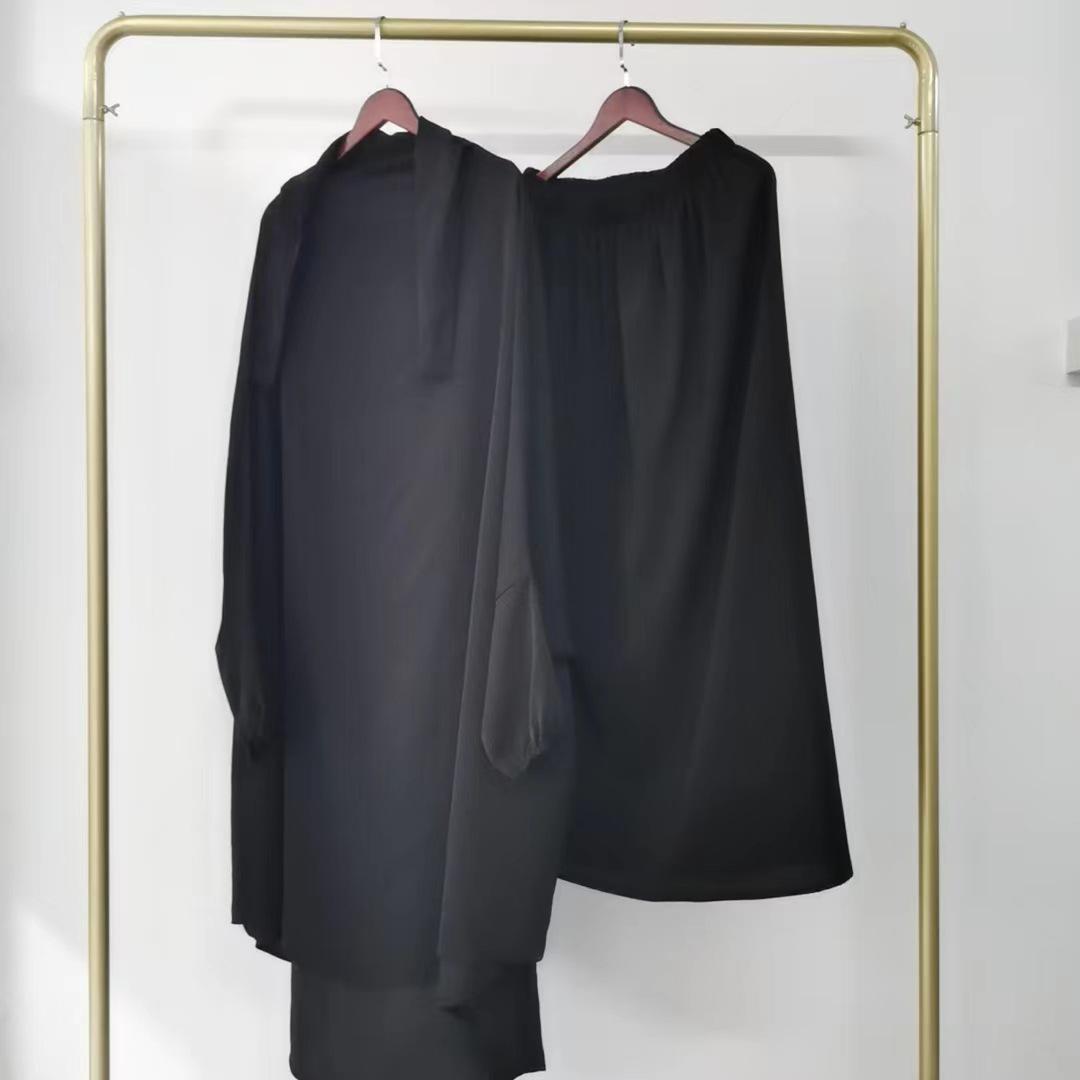 Ближневосточный халат с капюшоном Yiduoduo: Однотонный костюм-двойка с боковыми карманами One Size
Ближневосточный халат с капюшоном Yiduoduo: Однотонный костюм-двойка с боковыми карманами One Size