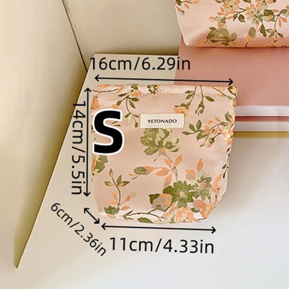 Polyester Canvas Flower Clutch Bag Flower Pattern Large Capacity Makeup Bag Portable Zipper Closure Travel Toiletry Bag
Polyester Canvas Flower Clutch Bag Flower Pattern Large Capacity Makeup Bag Portable Zipper Closure Travel Toiletry Bag