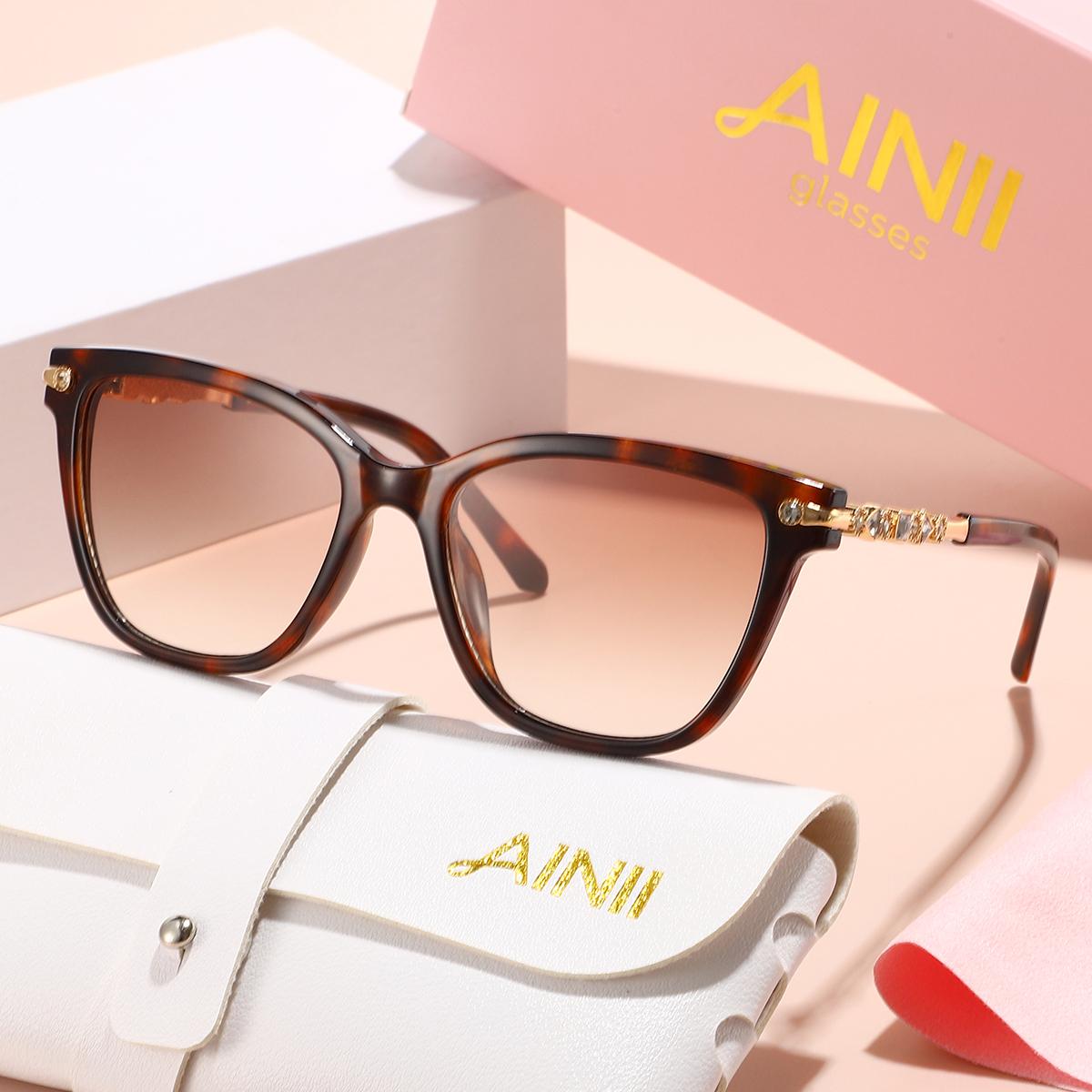 1pc European and American retro style women s fashionable sunglasses trend versatile summer sun shading and UV protection lightw
1pc European and American retro style women s fashionable sunglasses trend versatile summer sun shading and UV protection lightw