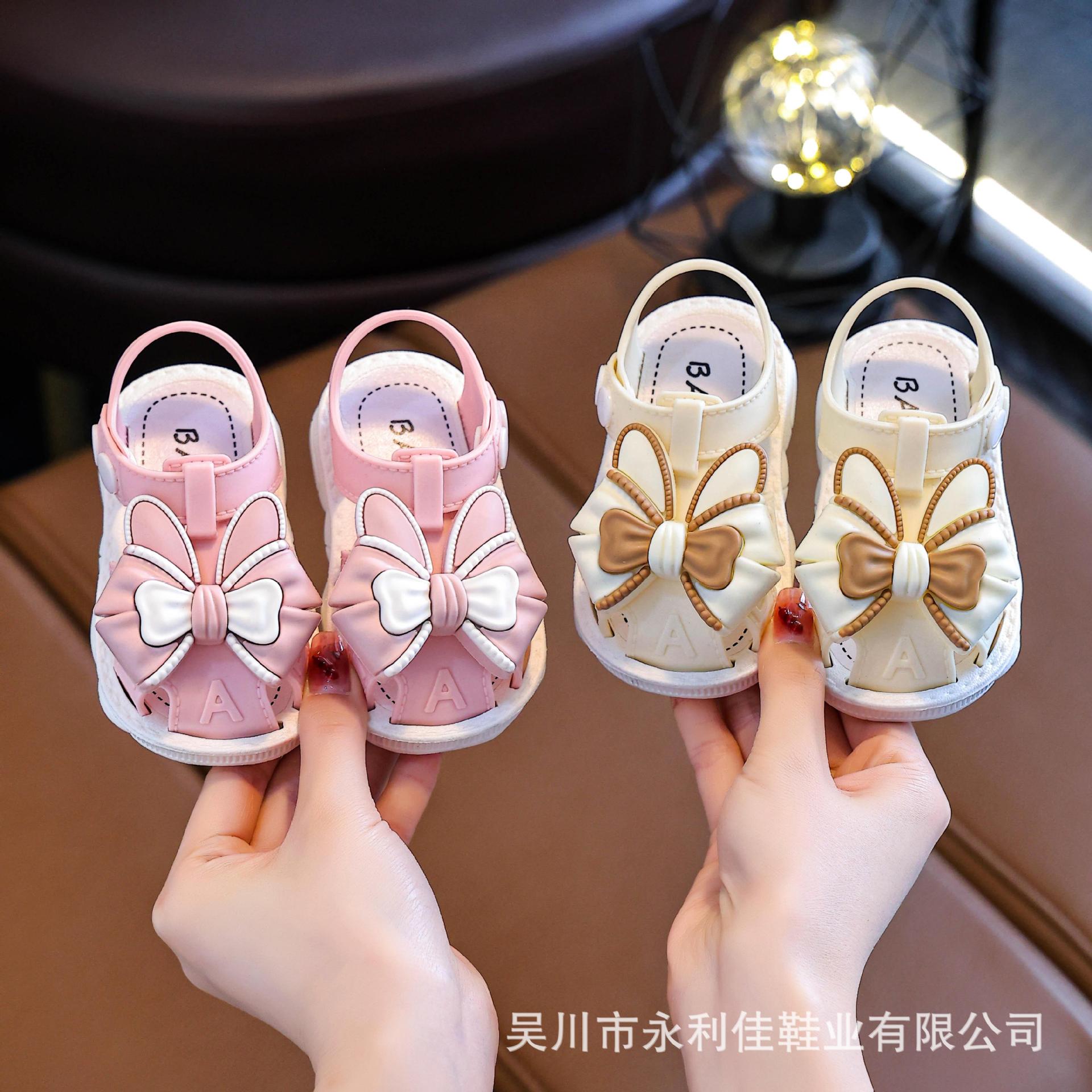 Girls Summer New Sandals for Toddlers, Non-Slip Closed-Toe Shoes for Baby Girls, Cute Buckle Breathable Walking Shoes 21-25Code(No free shipp
Girls Summer New Sandals for Toddlers, Non-Slip Closed-Toe Shoes for Baby Girls, Cute Buckle Breathable Walking Shoes 21-25Code(No free shipp
