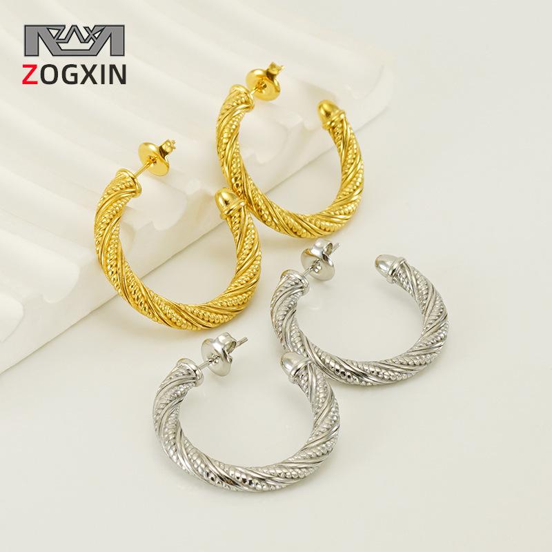 18K Gold-Toned Titanium Steel Round Hoop Earrings - Women s European & American Geometric Design
18K Gold-Toned Titanium Steel Round Hoop Earrings - Women s European & American Geometric Design