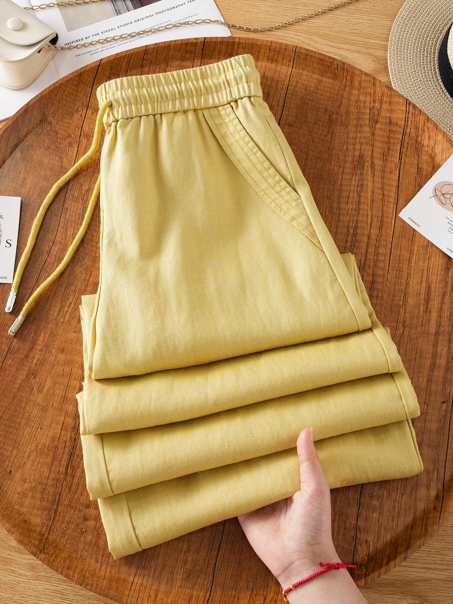 Women s High-Waisted Wide-Leg Linen Pants - Summer 2026 Yellow Drape Style 32/4XL (145-155 jin)
Women s High-Waisted Wide-Leg Linen Pants - Summer 2026 Yellow Drape Style 32/4XL (145-155 jin)