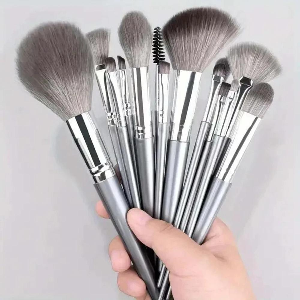 14pcs Silver Makeup Brushes Set Powder Grey Blush Concealer Foundation Eyeshadow Eyeliner Eye Cosmetics Face Beauty Tools срібний
14pcs Silver Makeup Brushes Set Powder Grey Blush Concealer Foundation Eyeshadow Eyeliner Eye Cosmetics Face Beauty Tools срібний