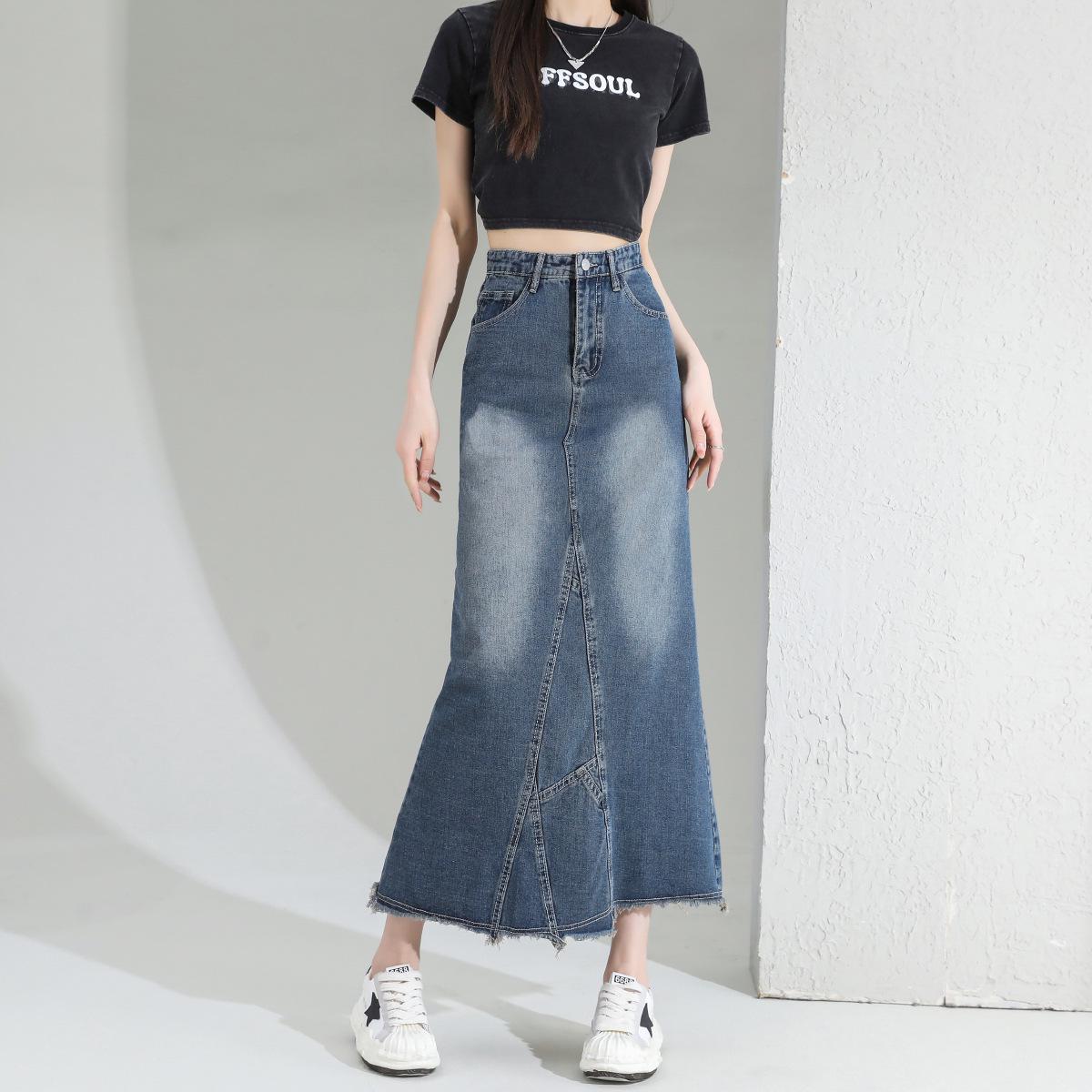 Джинсовая миди-юбка в стиле пэчворк с необработанным краем и разрезом - Женская 2025 с высокой талией А-силуэта M
Джинсовая миди-юбка в стиле пэчворк с необработанным краем и разрезом - Женская 2025 с высокой талией А-силуэта M