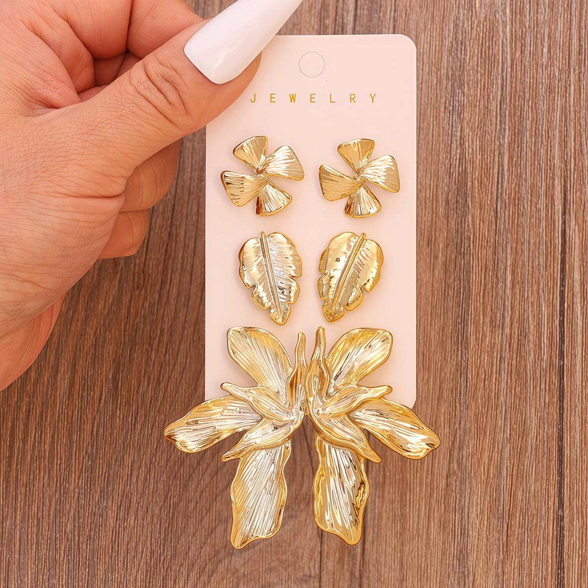Elegant Starfish & Shell Women s Stud Earrings Set (3-12 Pairs) - Trendy Ocean-Inspired Design
Elegant Starfish & Shell Women s Stud Earrings Set (3-12 Pairs) - Trendy Ocean-Inspired Design