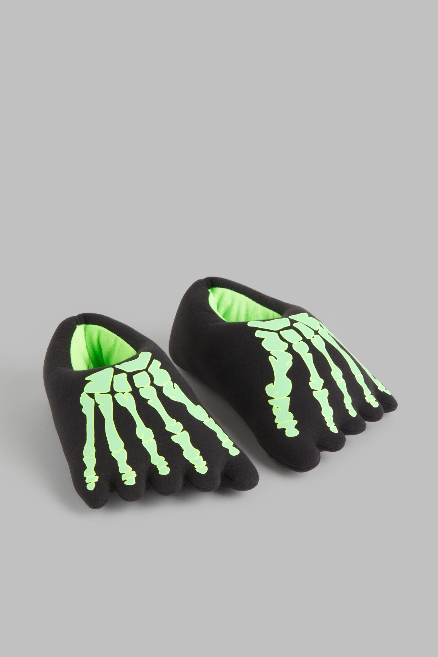 тапочки с принтом
тапочки с принтом