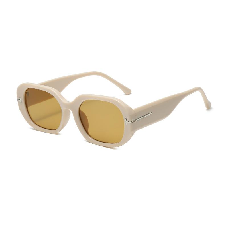 New VintageStyle Rectangle Sunglasses ForWomen Designer Vintage Small Frame Sun Glasses Ladies Classic Black Square UV400
New VintageStyle Rectangle Sunglasses ForWomen Designer Vintage Small Frame Sun Glasses Ladies Classic Black Square UV400