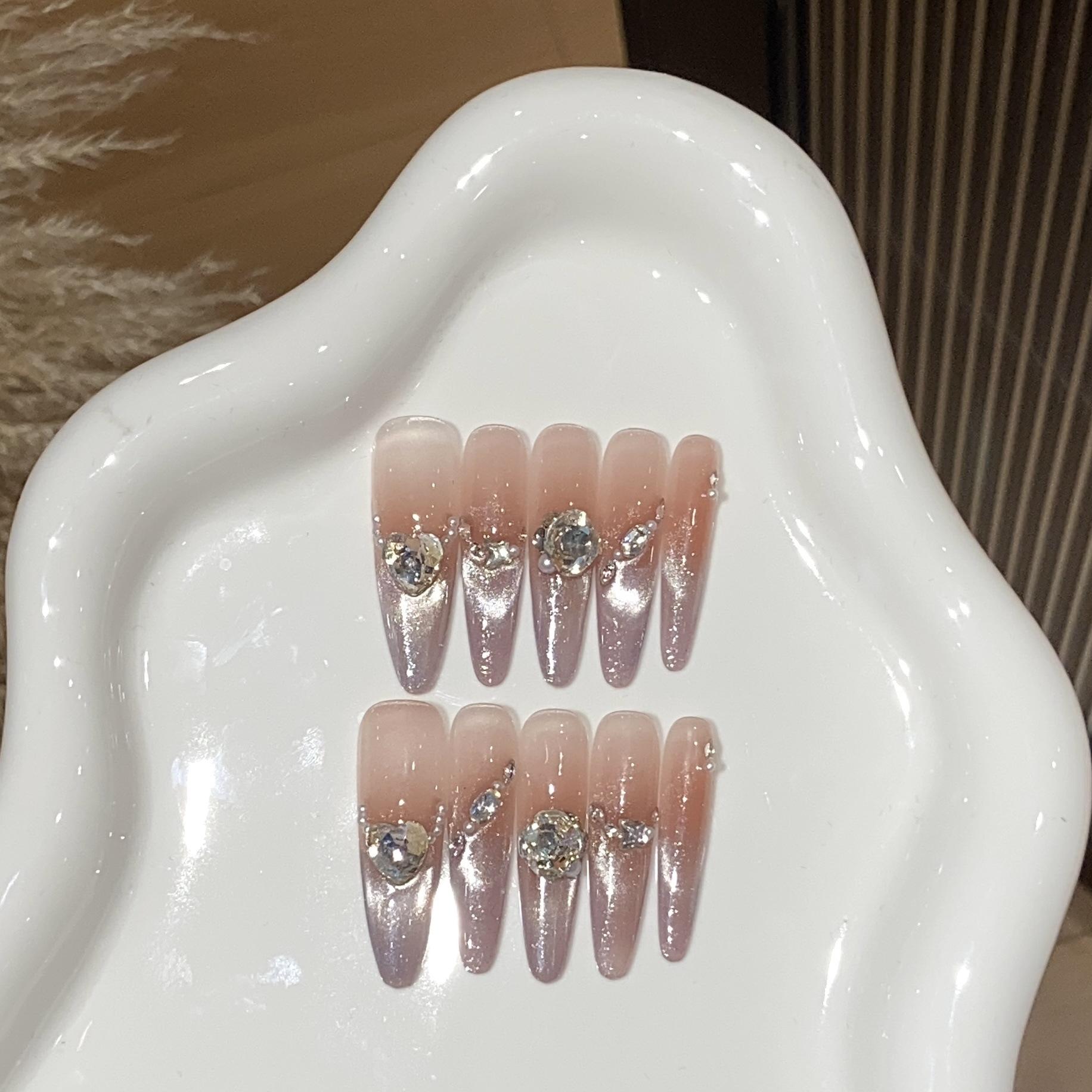 Handmade Pure Ice-transparent Gradient Cat Eye Pearl Oblique Edge Small Diamond Jingluo Beauty Wear Armor XS
Handmade Pure Ice-transparent Gradient Cat Eye Pearl Oblique Edge Small Diamond Jingluo Beauty Wear Armor XS