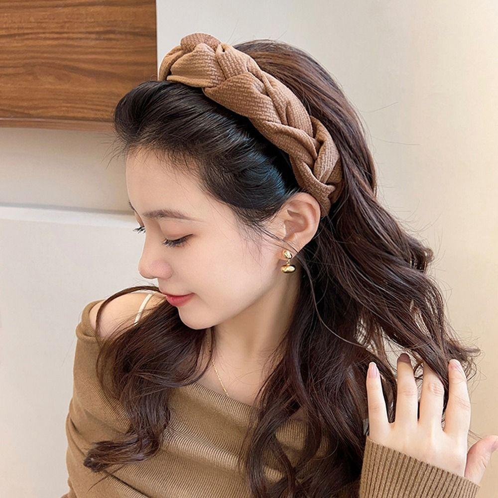 Fashion Headdress Wide Side Korean Hairbands New Headwear Twist Knot Headband Women Hair Hoops
Fashion Headdress Wide Side Korean Hairbands New Headwear Twist Knot Headband Women Hair Hoops
