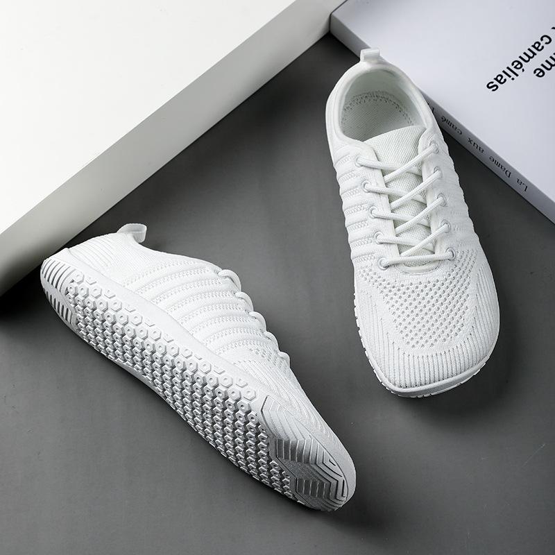 Barefoot wide head wide palm shoes new flying woven shoes women s flying woven mesh casual shoes lightweight sports shoes men s outdoor shoes 36 чорний
Barefoot wide head wide palm shoes new flying woven shoes women s flying woven mesh casual shoes lightweight sports shoes men s outdoor shoes 36 чорний